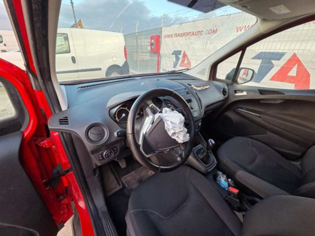 Ford Transit Courier 1.5 TDCi 100CV  Trend (8)