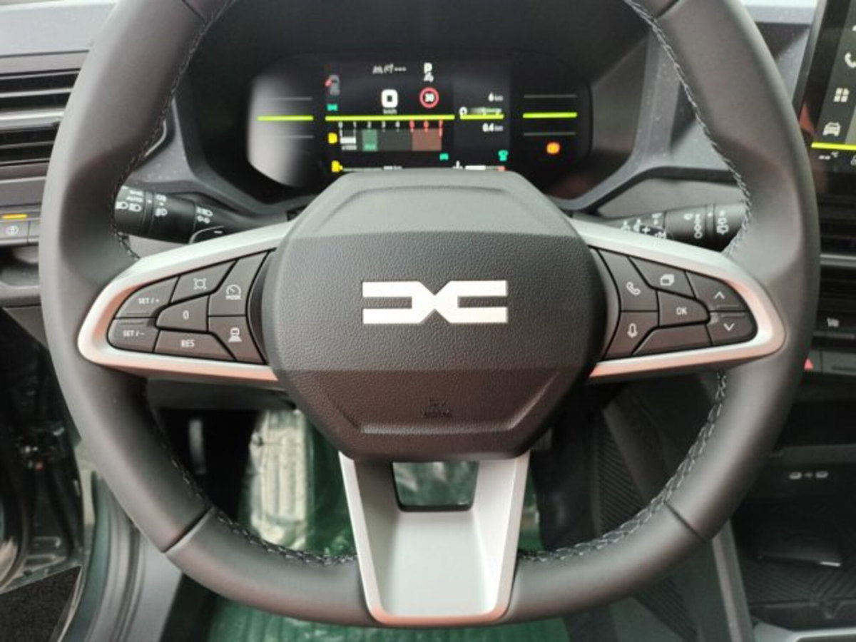 Dacia Duster 1.2 Eco-G Journey 120cv (18)