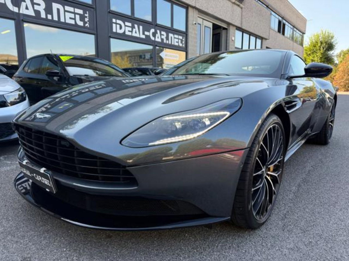 Aston Martin DB11 DB11 V8 Coupé