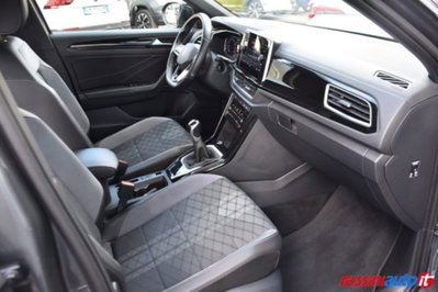 Volkswagen T-Roc 1.0 TSI R-Line (14)
