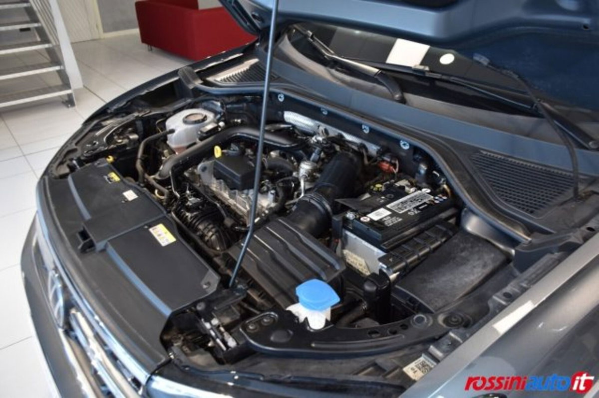 Volkswagen T-Roc 1.0 TSI R-Line (15)