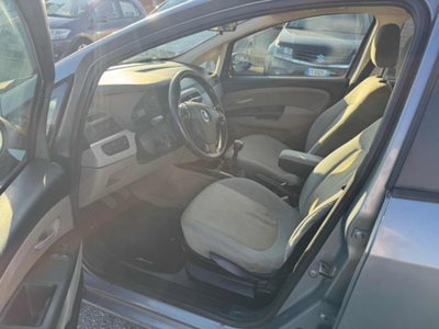 Fiat Grande Punto 1.3 MJT 90 CV 5 porte Dynamic (12)