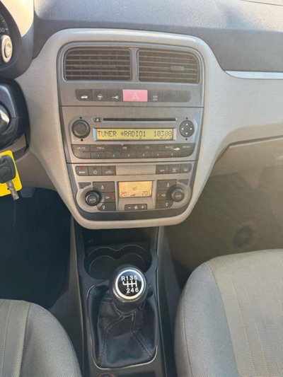 Fiat Grande Punto 1.3 MJT 90 CV 5 porte Dynamic (15)