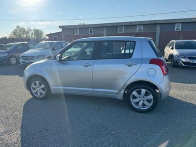 Suzuki Swift 1.3 4x4 5p. GL (6)