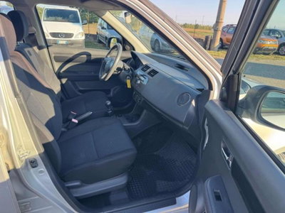 Suzuki Swift 1.3 4x4 5p. GL (8)