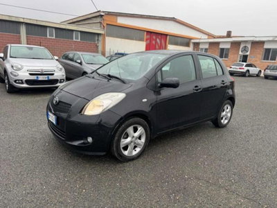 Toyota Yaris 1.0 5 porte Sol usata
