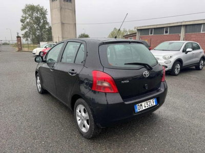 Toyota Yaris 1.0 5 porte Sol (5)
