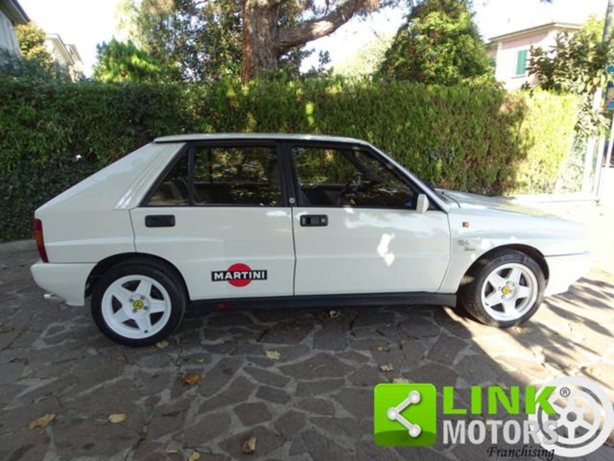 Lancia Delta turbo HF integrale (2)