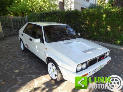 Lancia Delta turbo HF integrale (3)
