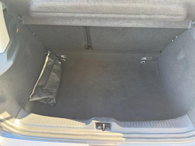 Renault Clio 1.2 75 CV 5 porte Duel (15)