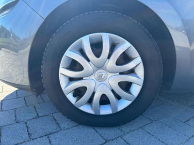 Renault Clio 1.2 75 CV 5 porte Duel (17)