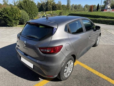 Renault Clio 1.2 75 CV 5 porte Duel (6)