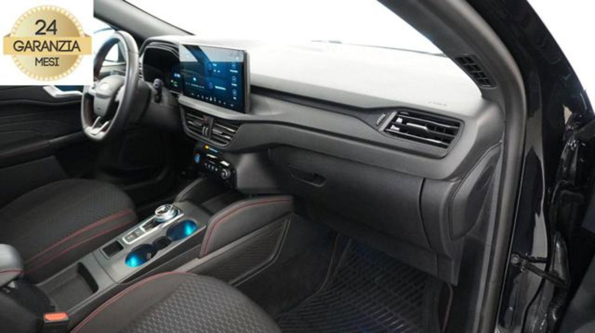 Ford Kuga 2.5 Full Hybrid 190 CV CVT 2WD ST-Line Design (14)