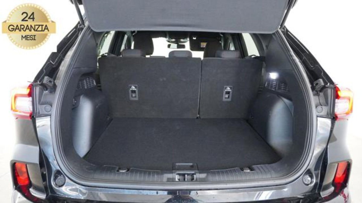 Ford Kuga 2.5 Full Hybrid 190 CV CVT 2WD ST-Line Design (7)
