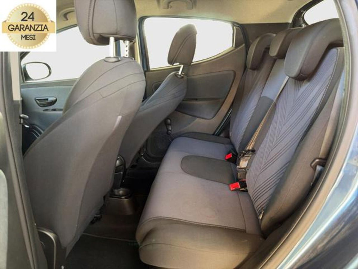 Lancia Ypsilon 1.0 FireFly 5 porte S&S Hybrid Gold Plus (11)