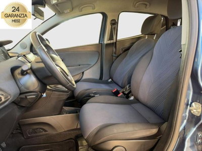 Lancia Ypsilon 1.0 FireFly 5 porte S&S Hybrid Gold Plus (8)