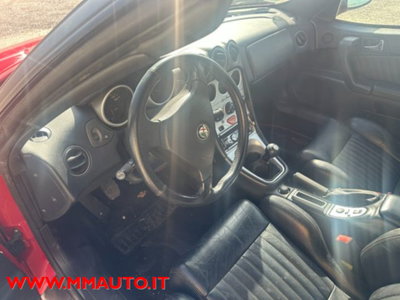 Alfa Romeo Spider 2.0i 16V Twin Spark cat L (8)