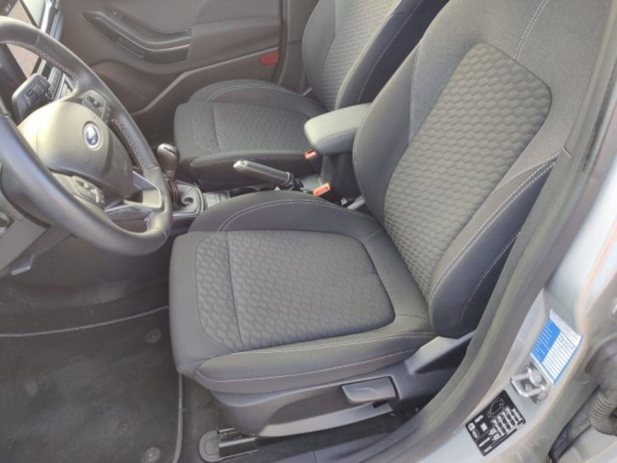 Ford Fiesta 1.1 75 CV 5 porte Titanium (16)
