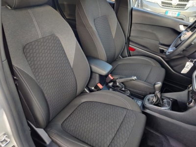 Ford Fiesta 1.1 75 CV 5 porte Titanium (18)