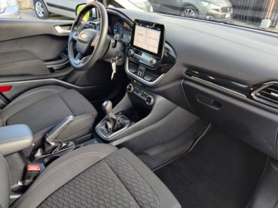Ford Fiesta 1.1 75 CV 5 porte Titanium (19)