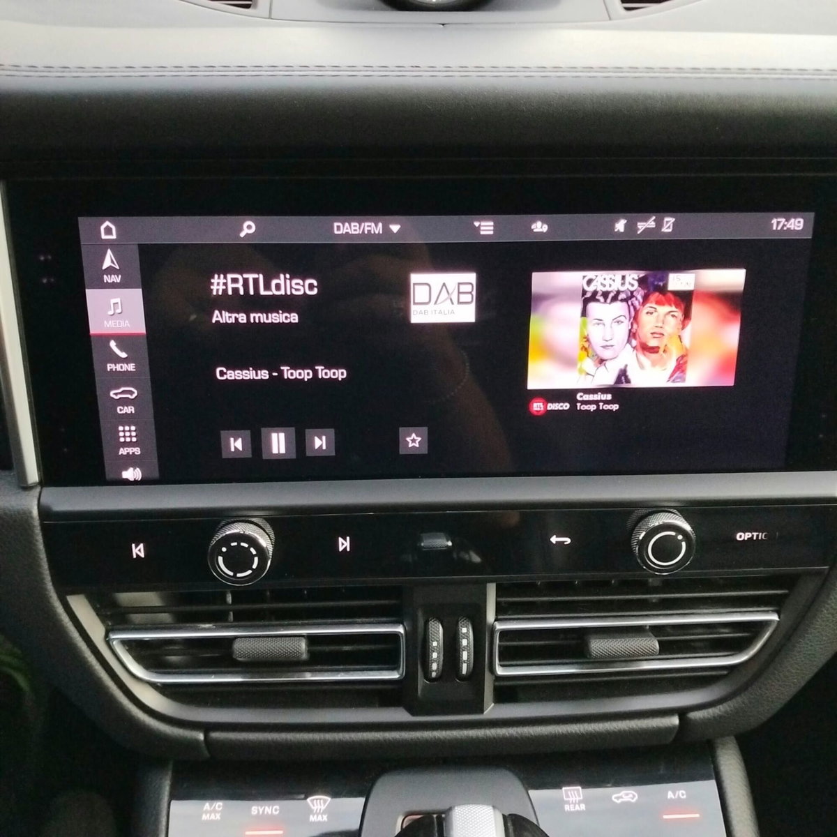 Porsche Macan 2.0 T 265cv pdk (18)