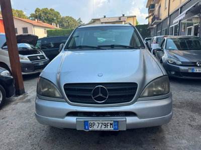 Mercedes-Benz Classe ML 270 turbodiesel cat CDI (2)
