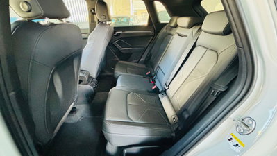 Audi Q3 Sportback 35 TDI quattro S tronic S line edition (11)