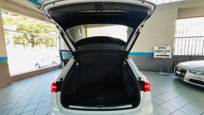Audi Q3 Sportback 35 TDI quattro S tronic S line edition (12)
