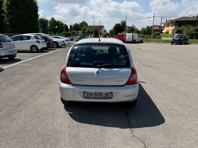 Renault Clio 1.2 16V 3 porte Dynamique (5)