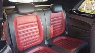 Volkswagen Maggiolino Cabrio 1.6 TDI Design (13)