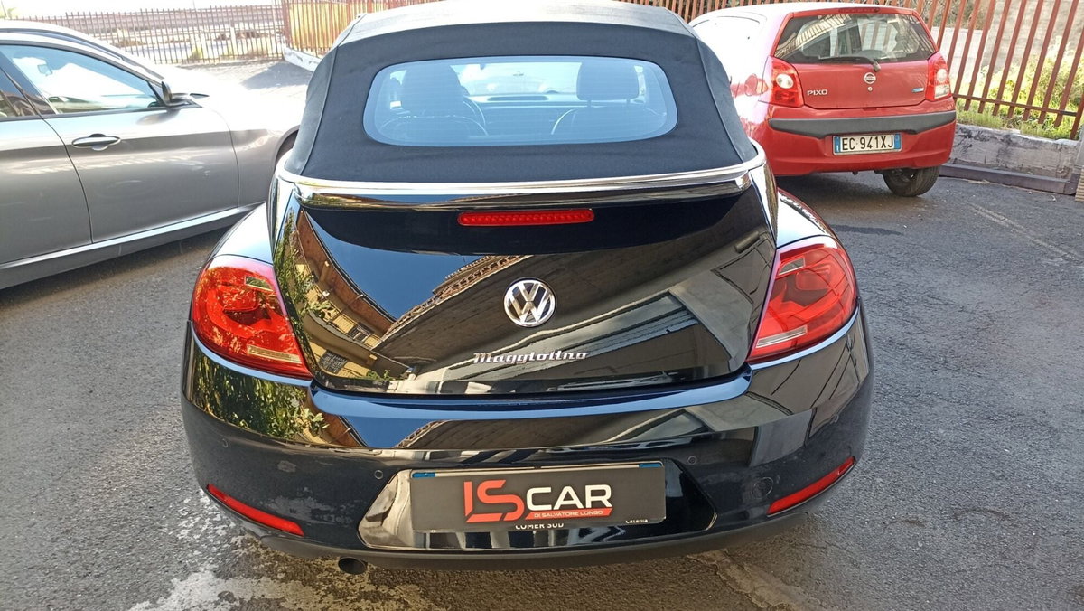 Volkswagen Maggiolino Cabrio 1.6 TDI Design (7)