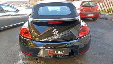 Volkswagen Maggiolino Cabrio 1.6 TDI Design (7)