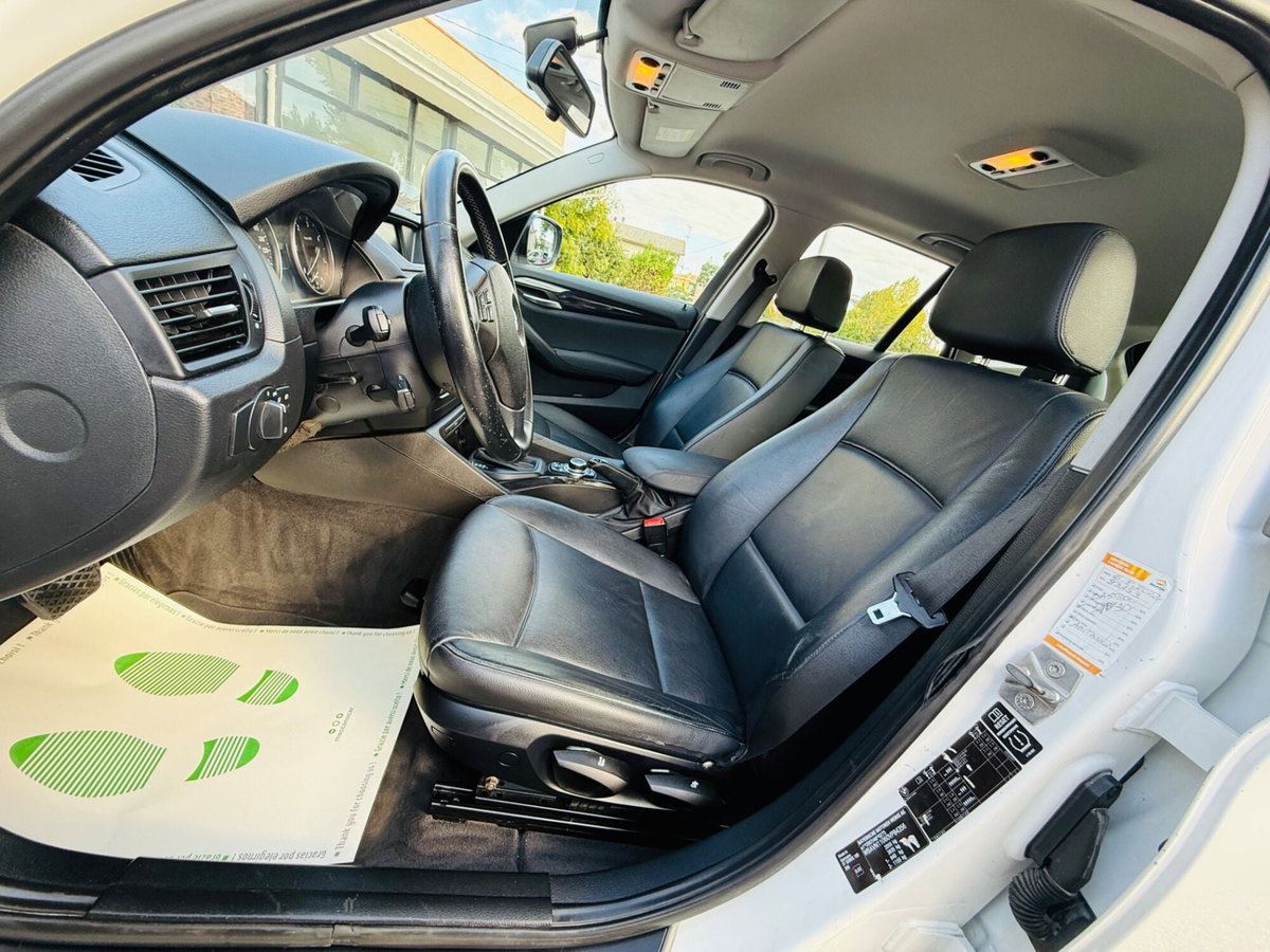 BMW X1 sDrive18d Futura (13)