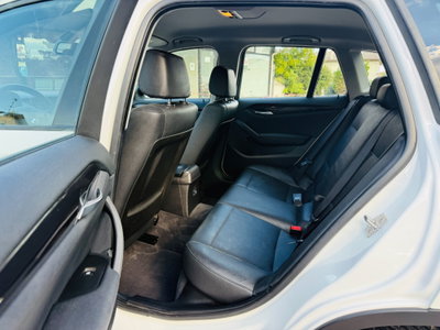 BMW X1 sDrive18d Futura (18)