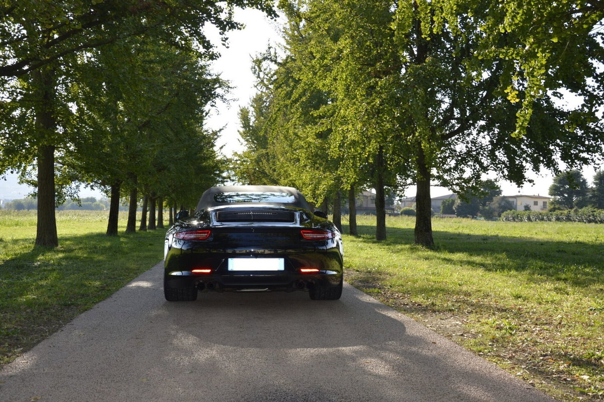 Porsche 911 Cabrio 3.8 Carrera 4 GTS (6)