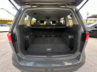 Volkswagen Touran 1.6 TDI Trendline BlueMotion Technology (10)