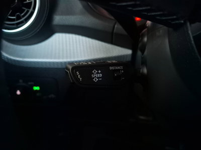 Audi Q2 Q2 35 TFSI S tronic Business (18)