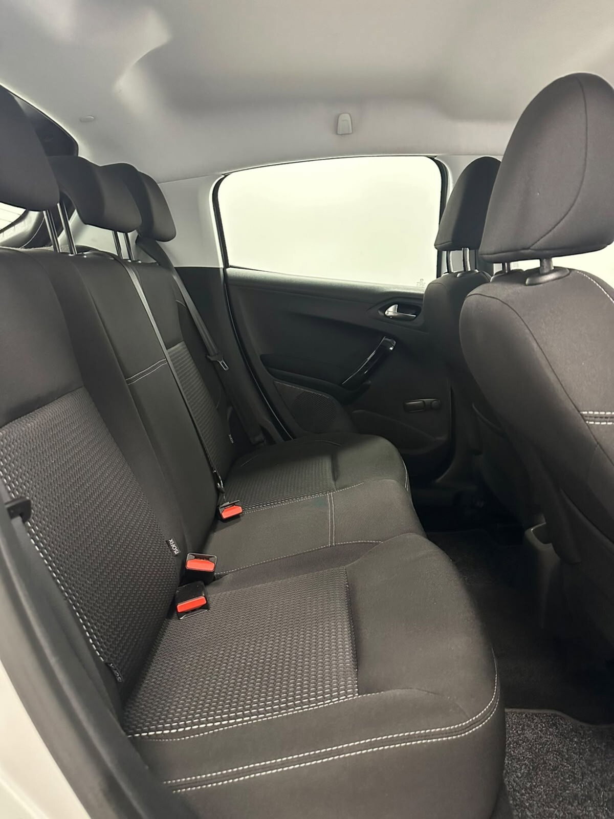 Peugeot 208 Turbo 110 S&S 5 porte Allure (14)