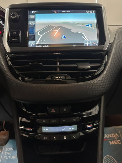 Peugeot 208 Turbo 110 S&S 5 porte Allure (16)