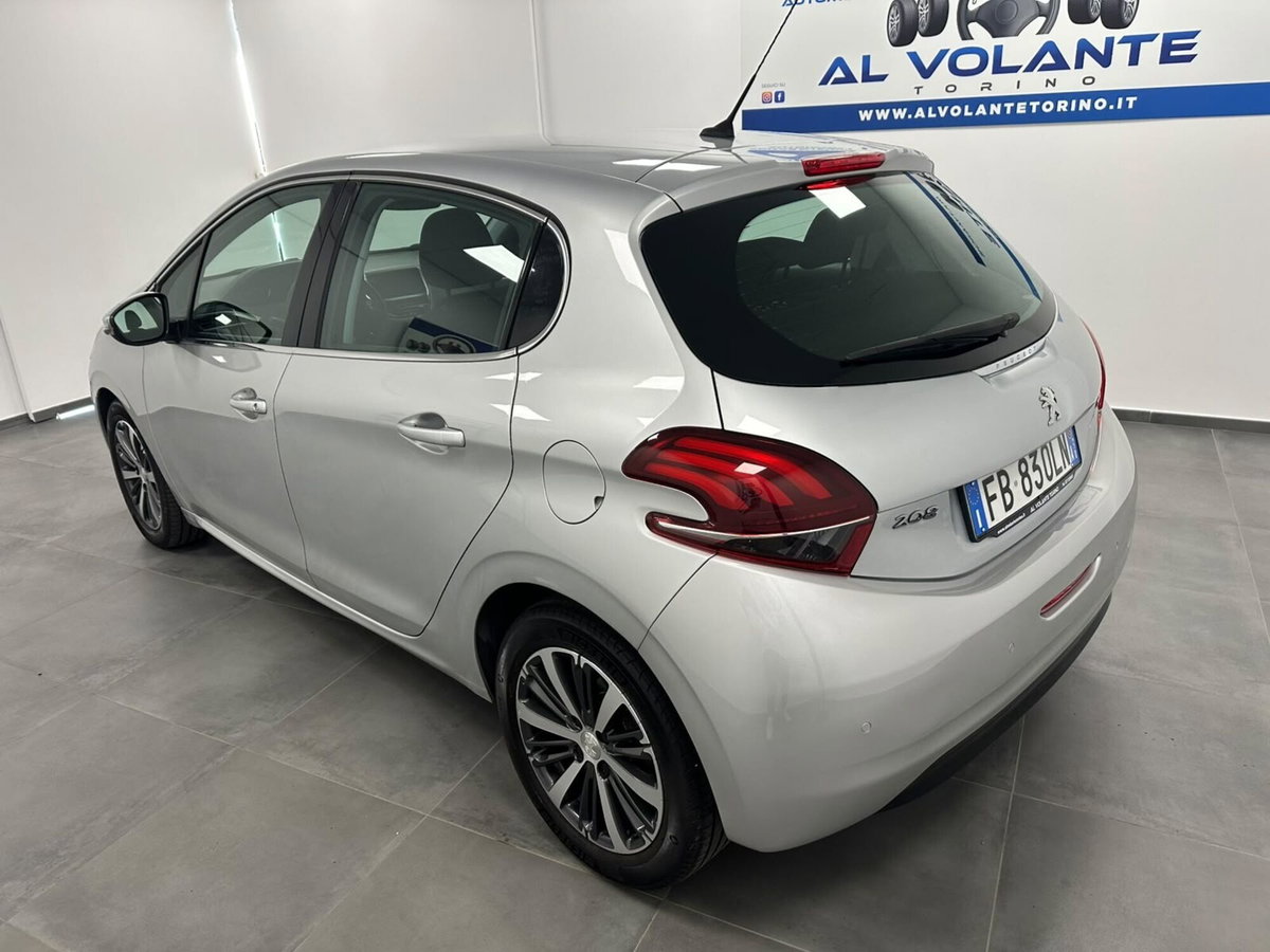 Peugeot 208 Turbo 110 S&S 5 porte Allure (2)