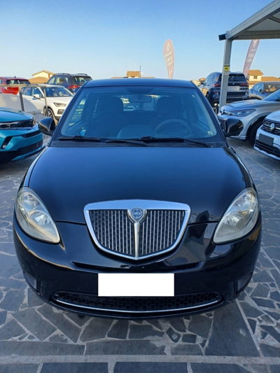 Lancia Ypsilon 1.4 Elle Ecochic GPL (2)