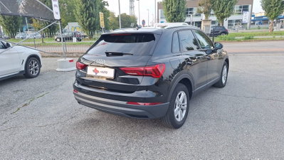 Audi Q3 35 TDI quattro S tronic Business (12)