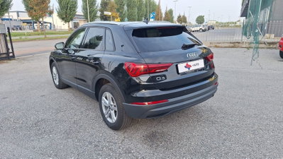 Audi Q3 35 TDI quattro S tronic Business (5)