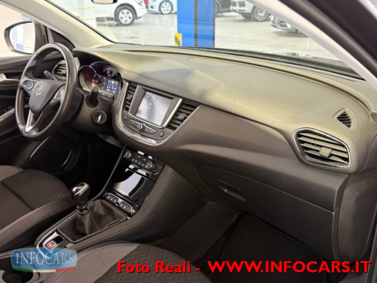 Opel Grandland X 1.5 diesel Ecotec Start&Stop Business (12)