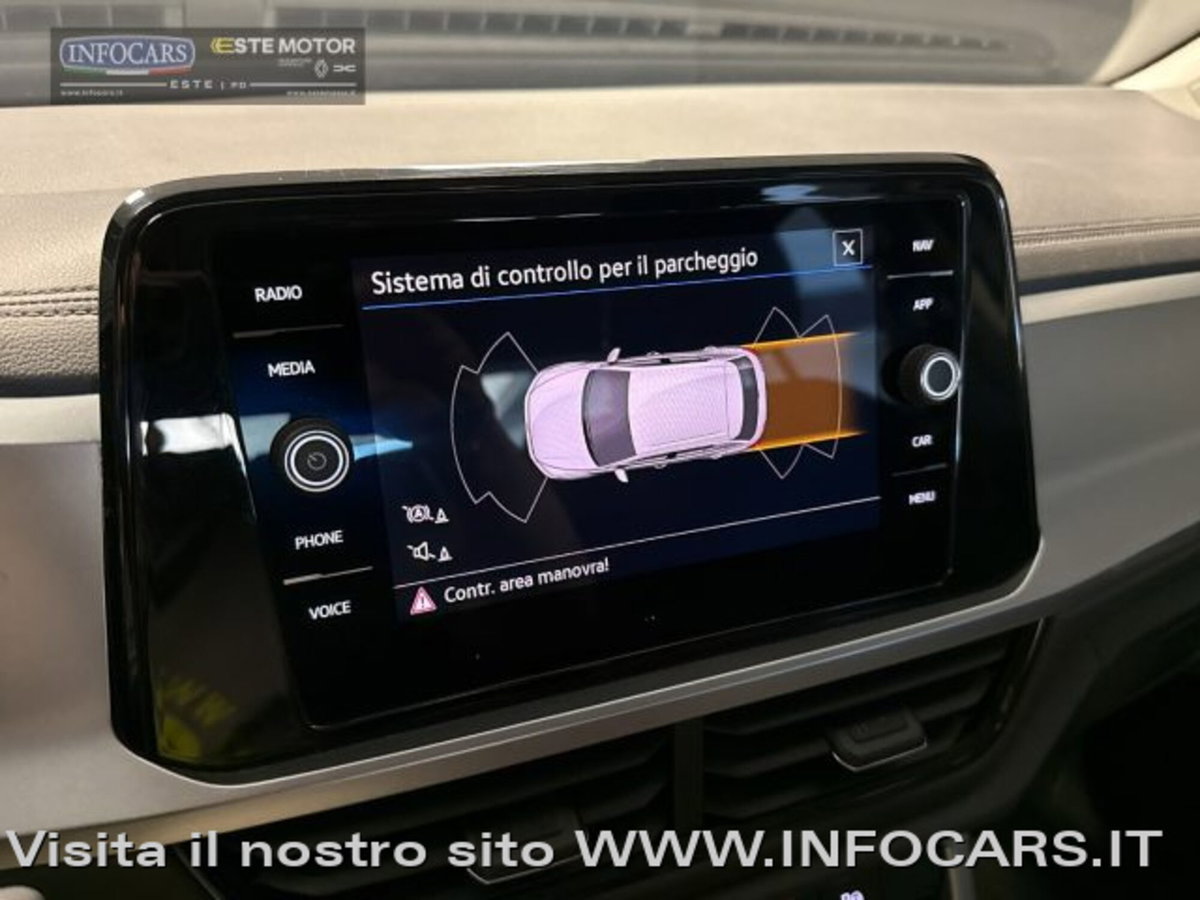 Volkswagen T-Roc 1.0 TSI Life (19)