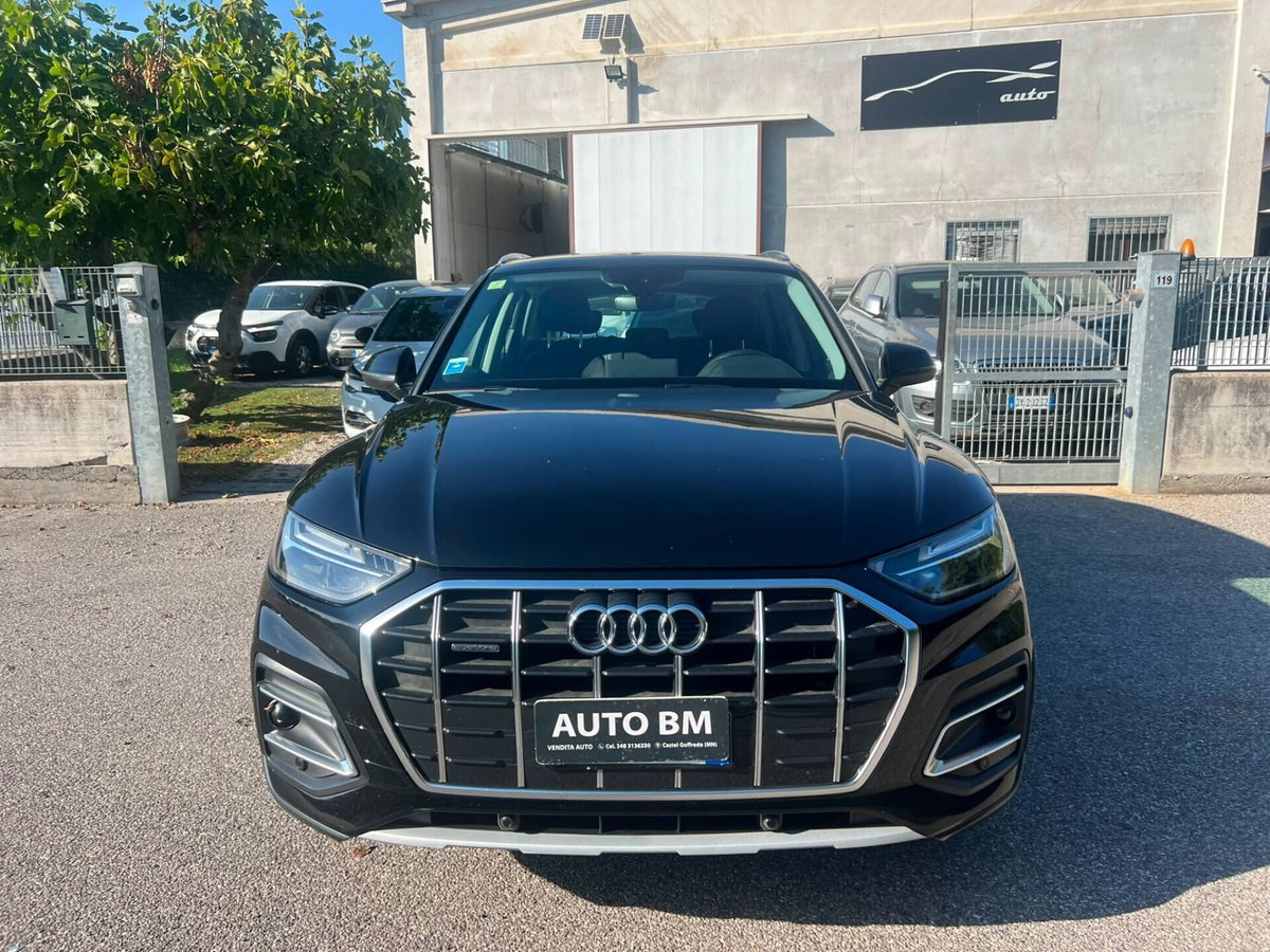 Audi Q5 Sportback Sportback 40 2.0 tdi mhev 12V quattro s-tronic
