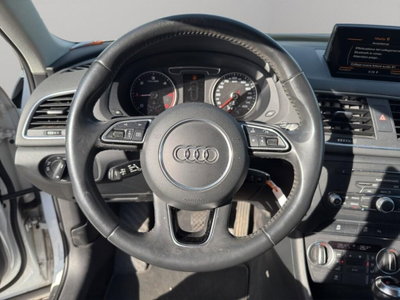 Audi Q3 2.0 TDI 120 CV S tronic Business (10)