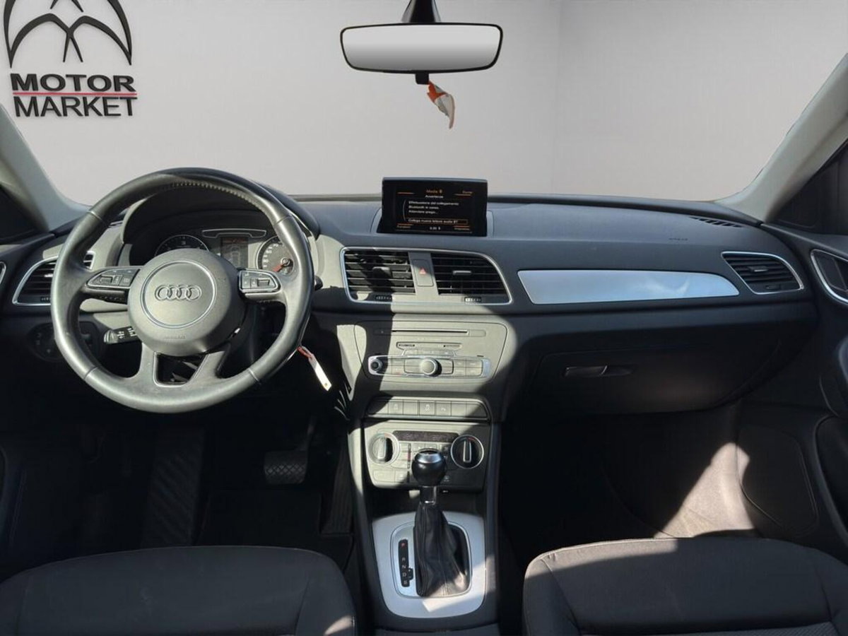 Audi Q3 2.0 TDI 120 CV S tronic Business (13)