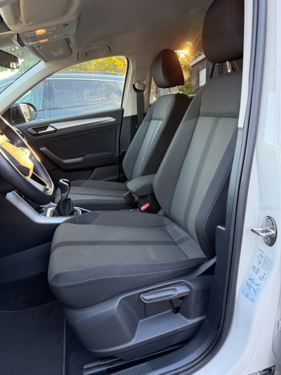 Volkswagen T-Roc 1.0 tsi Edition 115cv (8)