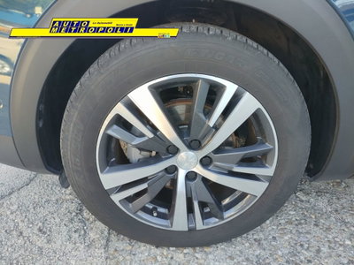 Peugeot 3008 BlueHDi 130 S&S EAT8 Allure Pack (10)